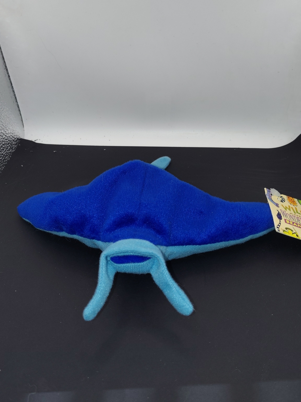 VINTAGE SIGNATURE ARTISTS WILD AND WONDERFUL STINGRAY BEANBAG PLUSH With Tags